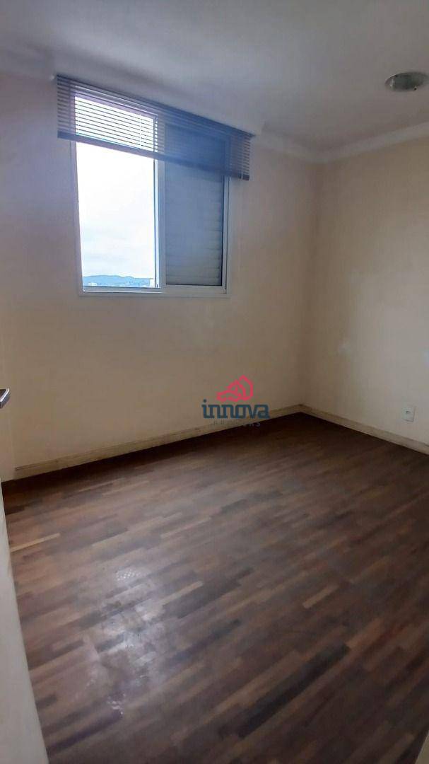 Apartamento à venda com 3 quartos, 182m² - Foto 31