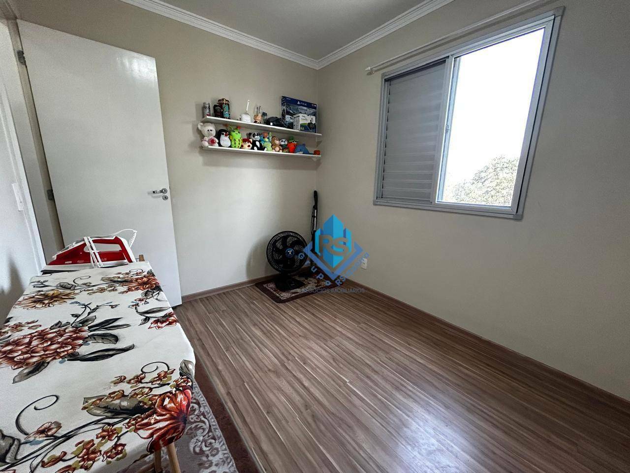 Apartamento à venda com 3 quartos, 60m² - Foto 15