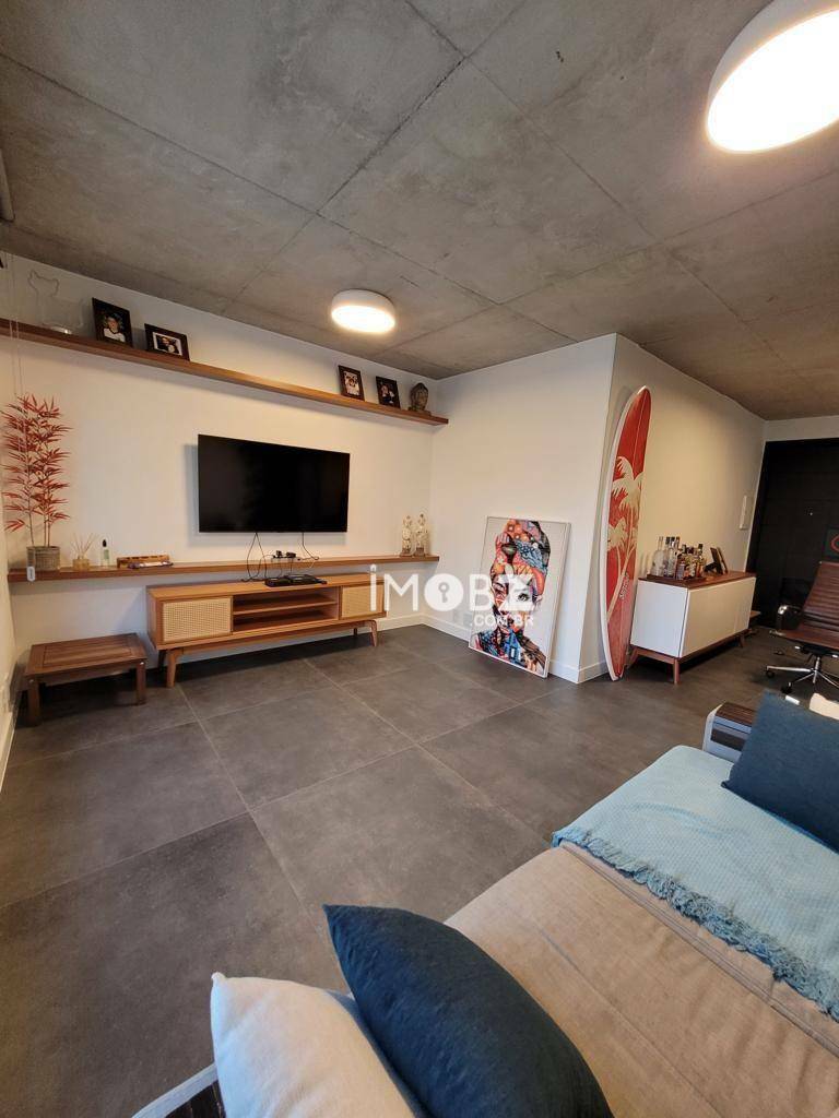 Apartamento à venda com 2 quartos, 70m² - Foto 10