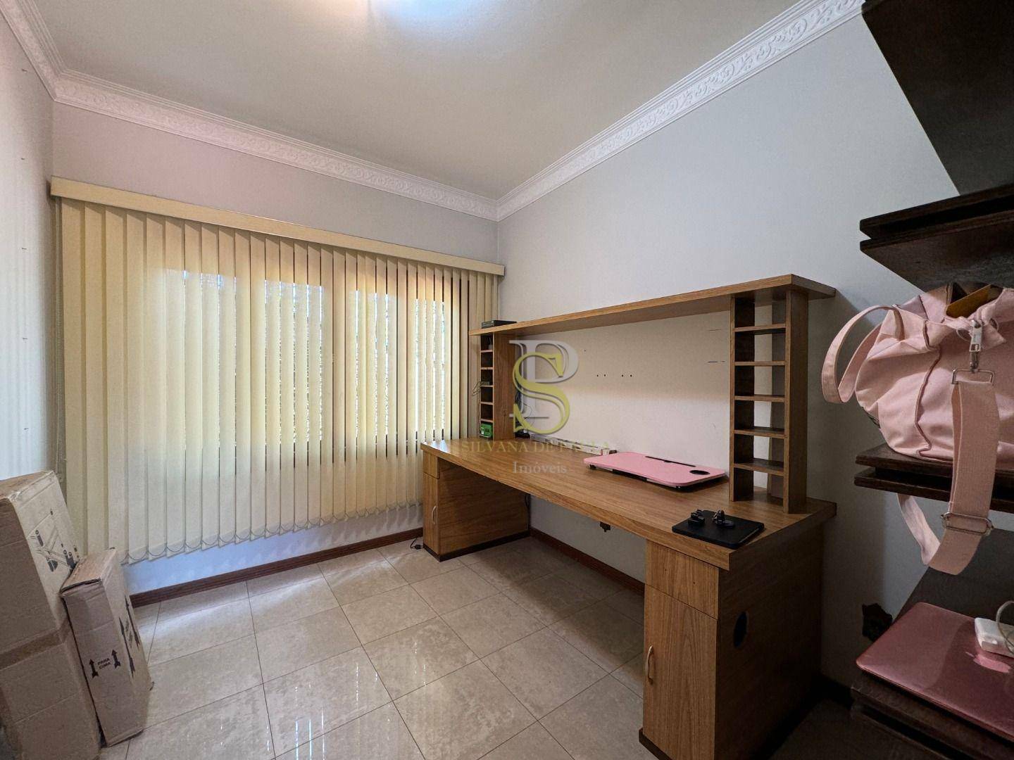 Casa de Condomínio à venda com 4 quartos, 250m² - Foto 16