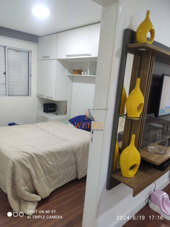 Apartamento à venda com 2 quartos, 49m² - Foto 2