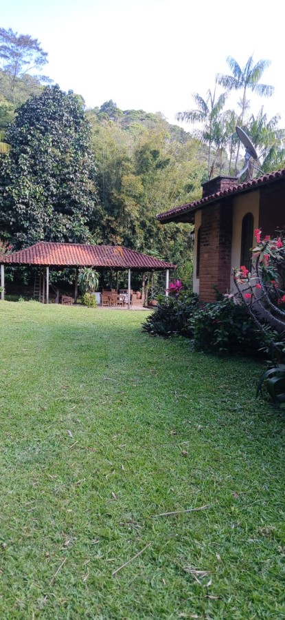 Sítio à venda com 5 quartos, 285m² - Foto 4