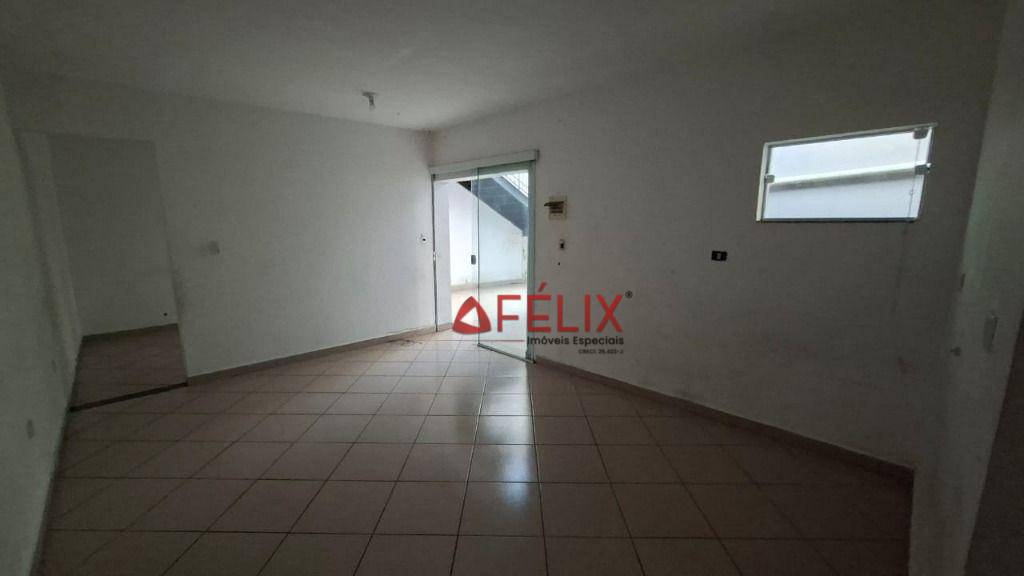 Casa para alugar com 1 quarto, 40m² - Foto 4
