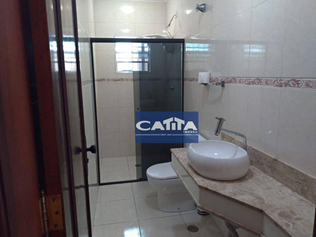 Casa à venda e aluguel com 3 quartos, 200m² - Foto 8