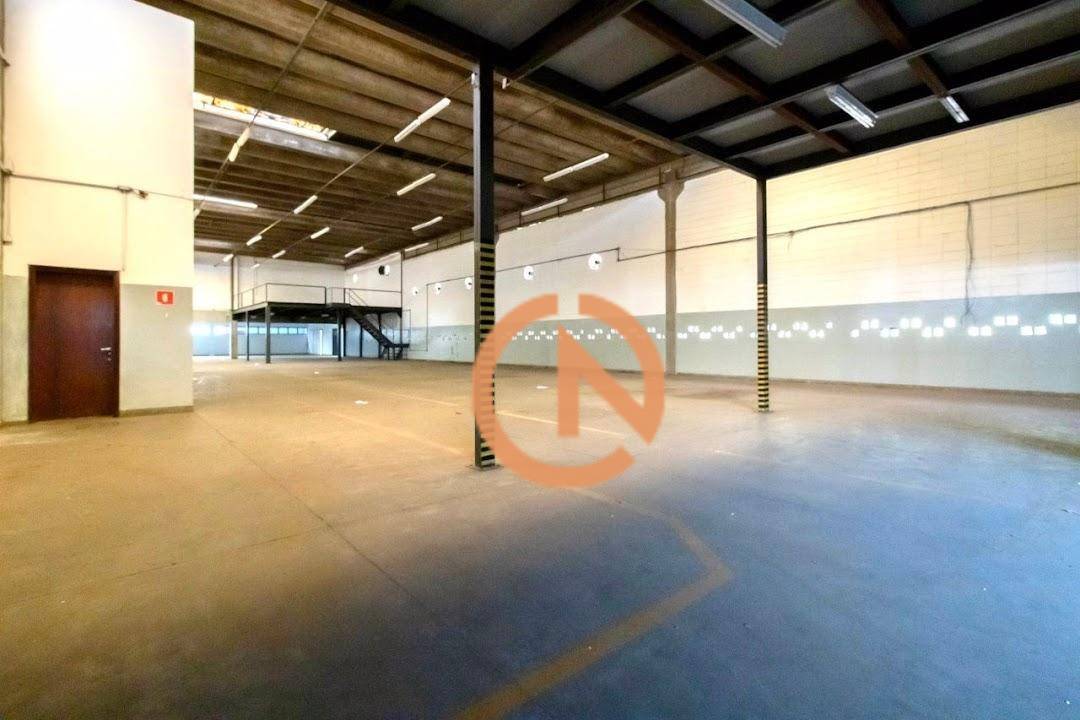 Depósito-Galpão-Armazém para alugar, 2000m² - Foto 3