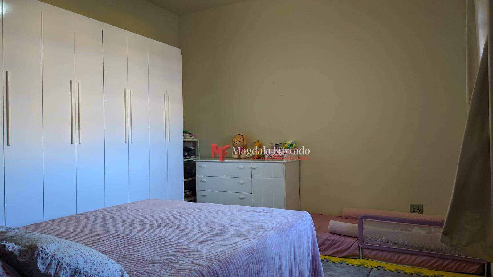 Casa à venda com 5 quartos, 208m² - Foto 20