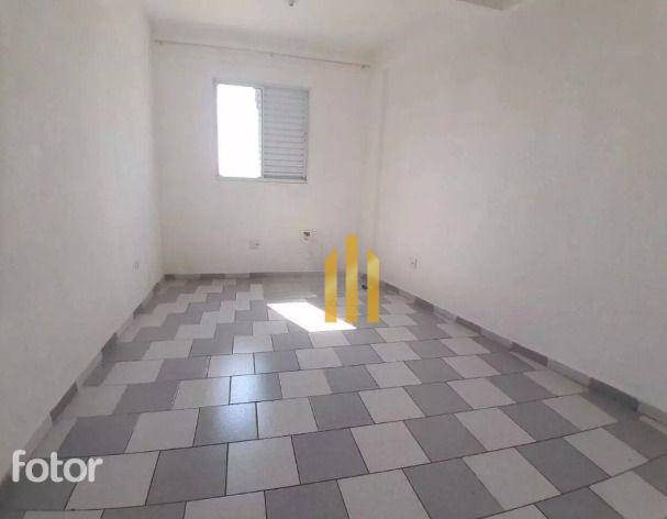 Apartamento para alugar com 2 quartos, 77m² - Foto 2