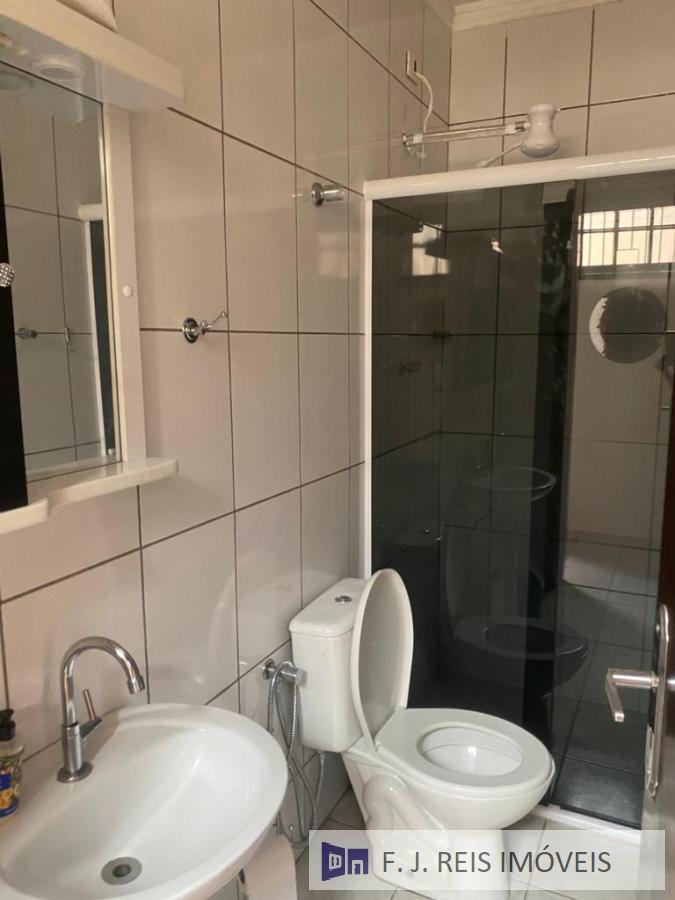 Casa à venda com 3 quartos, 360m² - Foto 13