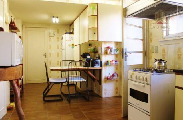 Apartamento à venda com 4 quartos, 190m² - Foto 9