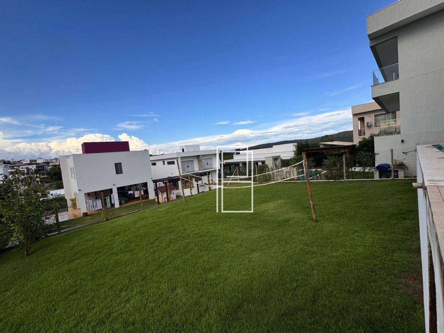 Casa à venda com 4 quartos, 235m² - Foto 16