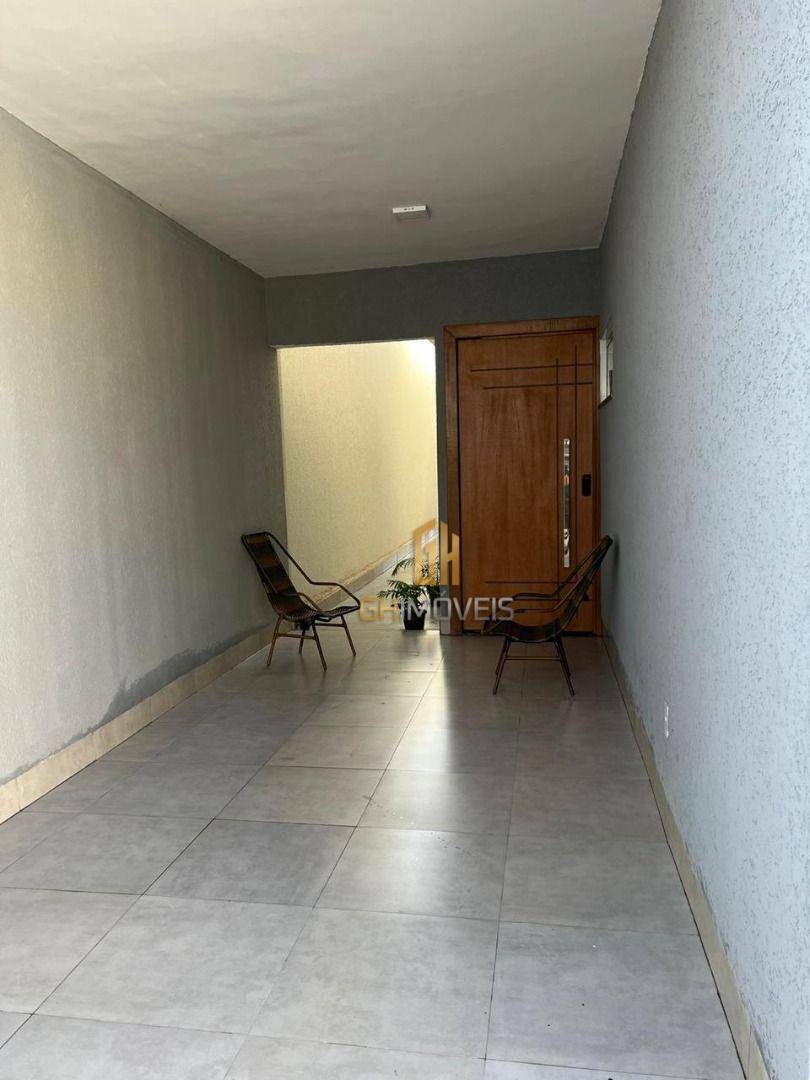Casa à venda com 3 quartos, 110m² - Foto 2