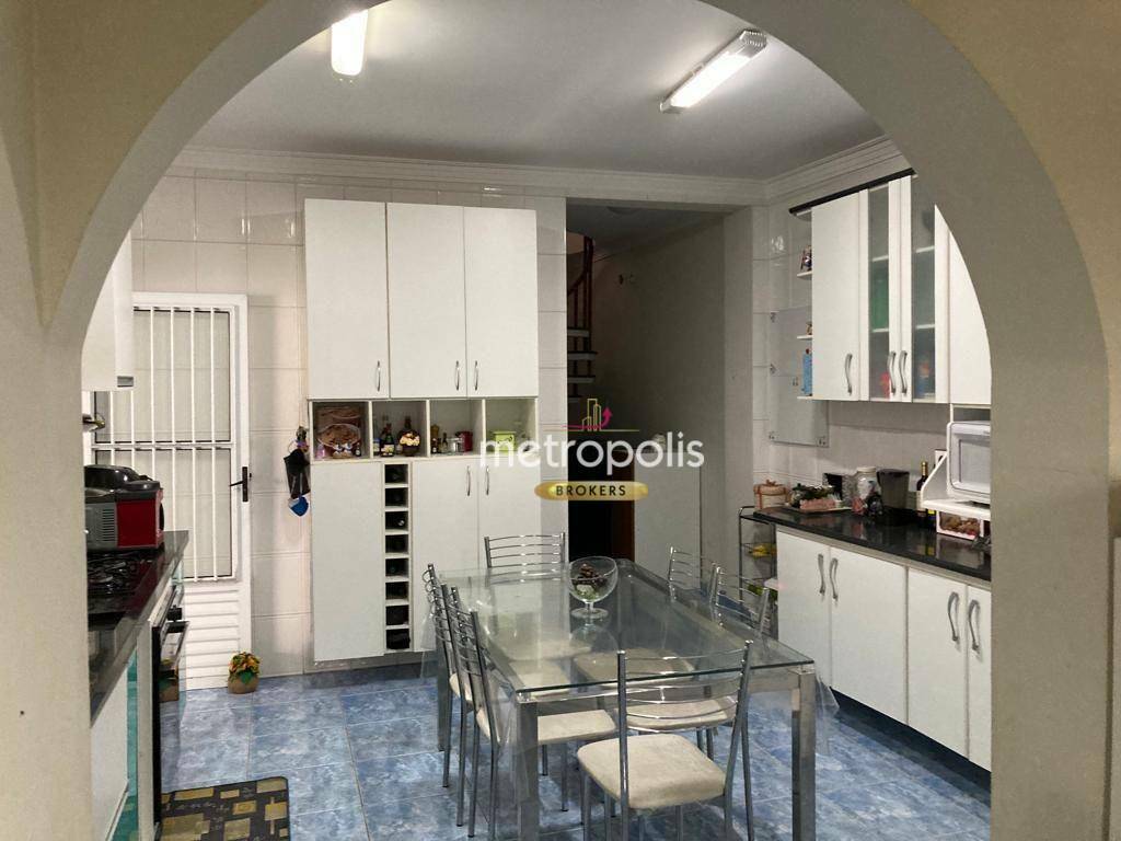 Casa à venda com 4 quartos, 263m² - Foto 16