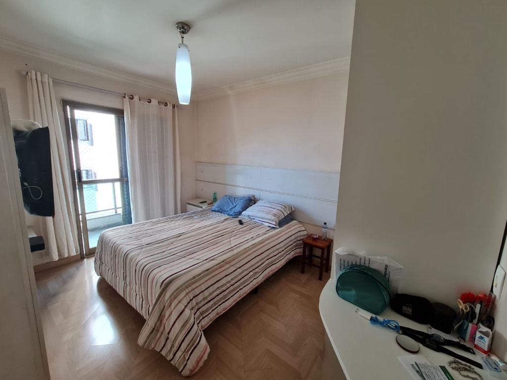 Apartamento à venda com 3 quartos, 153m² - Foto 9