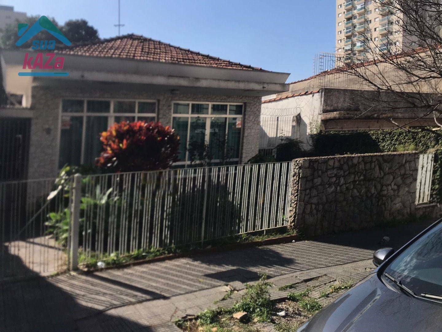 Casa à venda com 3 quartos, 237m² - Foto 1