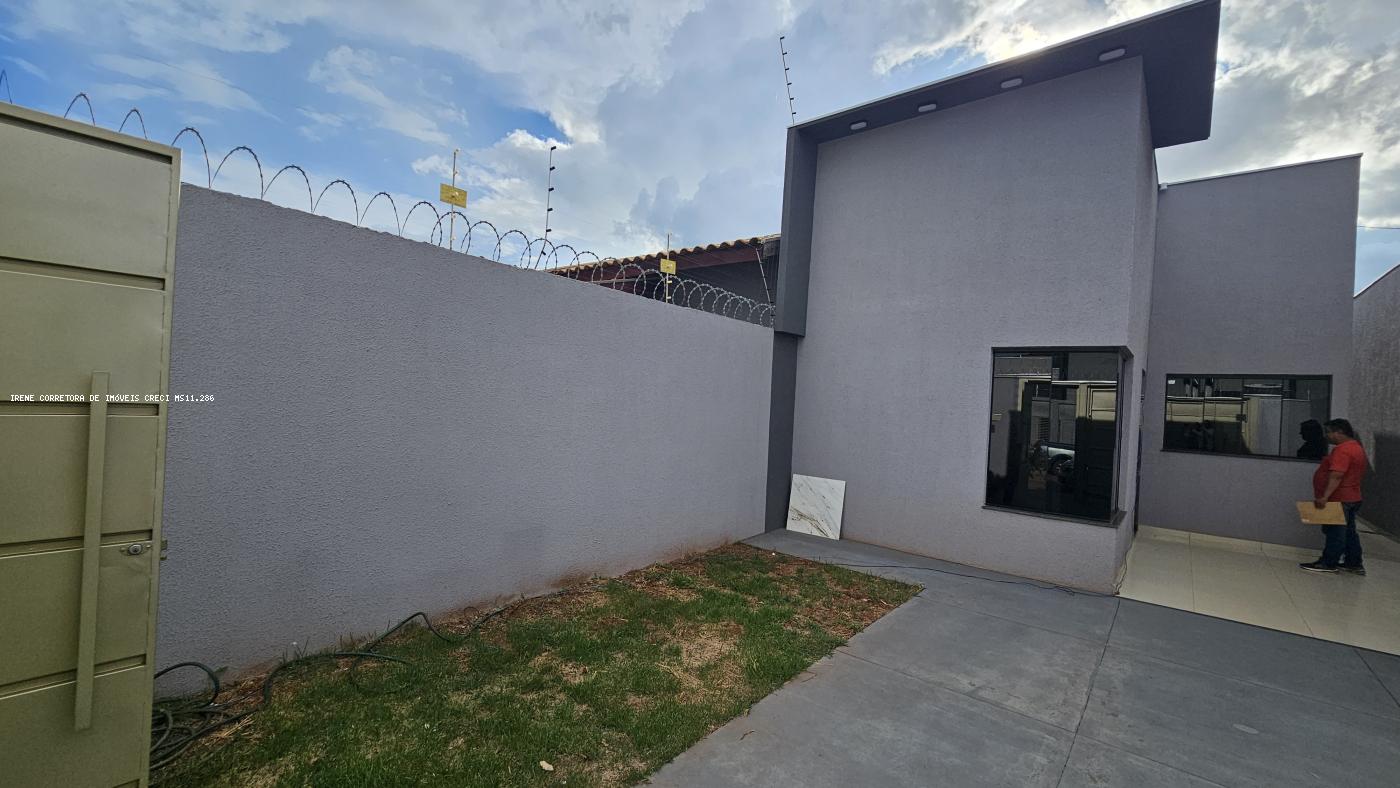 Casa à venda com 3 quartos, 180m² - Foto 14