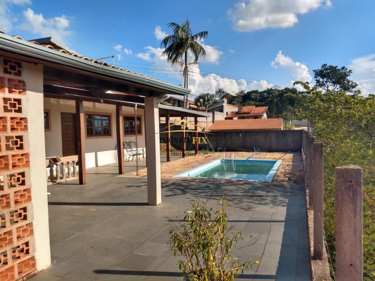 Fazenda à venda com 4 quartos, 350m² - Foto 2