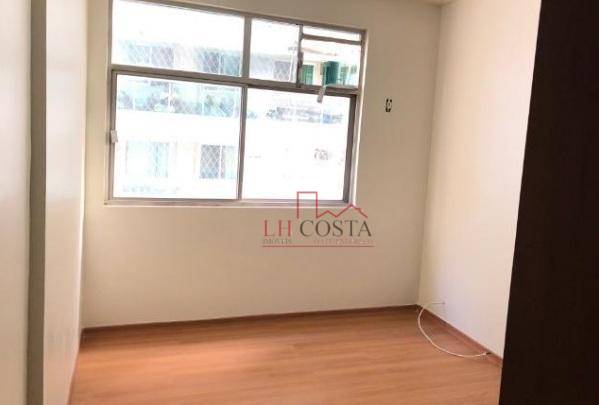 Apartamento à venda com 2 quartos, 100m² - Foto 14