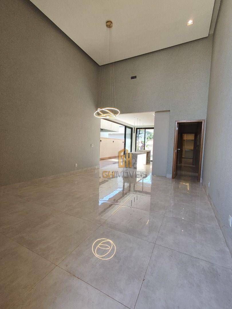 Casa à venda com 3 quartos, 150m² - Foto 1