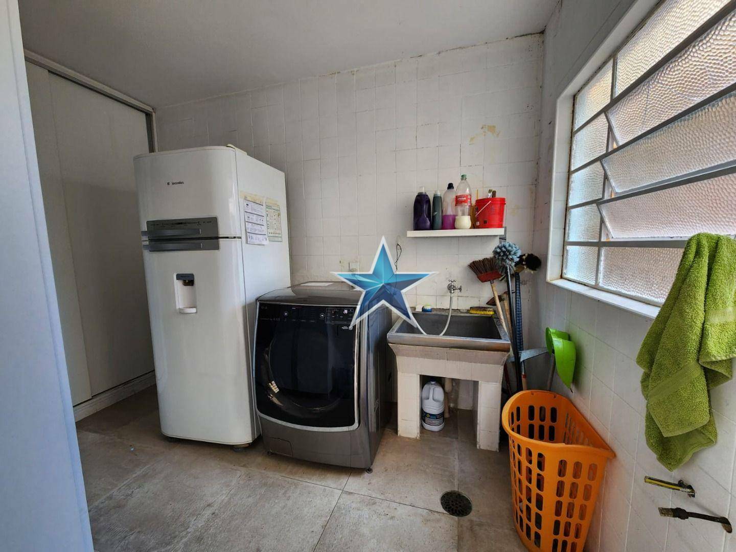 Sobrado à venda com 3 quartos, 275m² - Foto 27