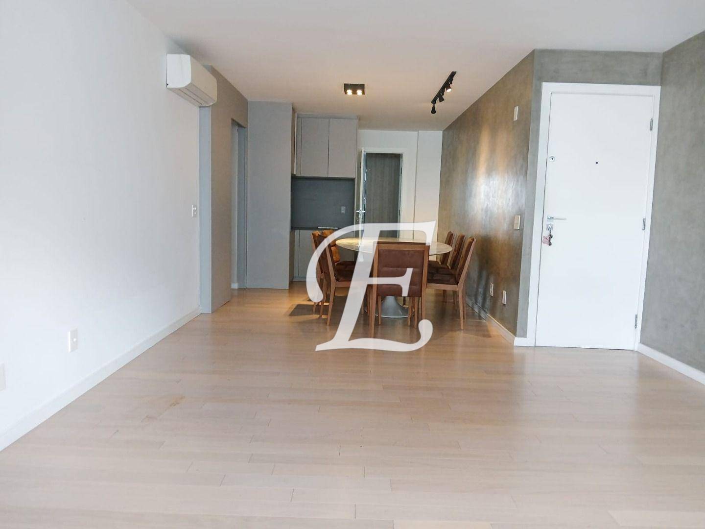 Apartamento à venda com 3 quartos, 141m² - Foto 7