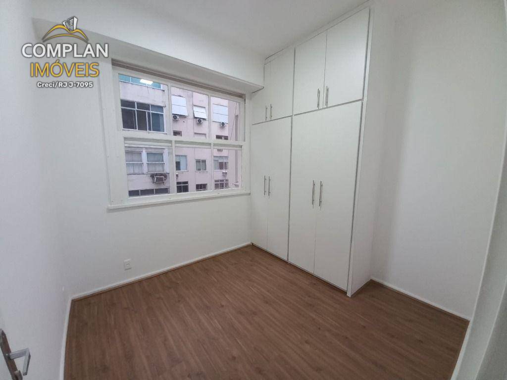 Apartamento à venda com 3 quartos, 123m² - Foto 12