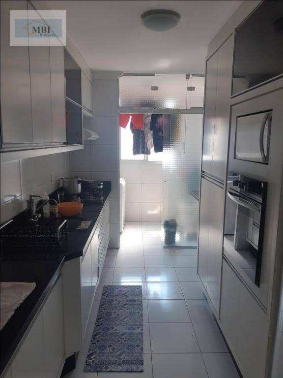 Apartamento à venda com 3 quartos, 82m² - Foto 3