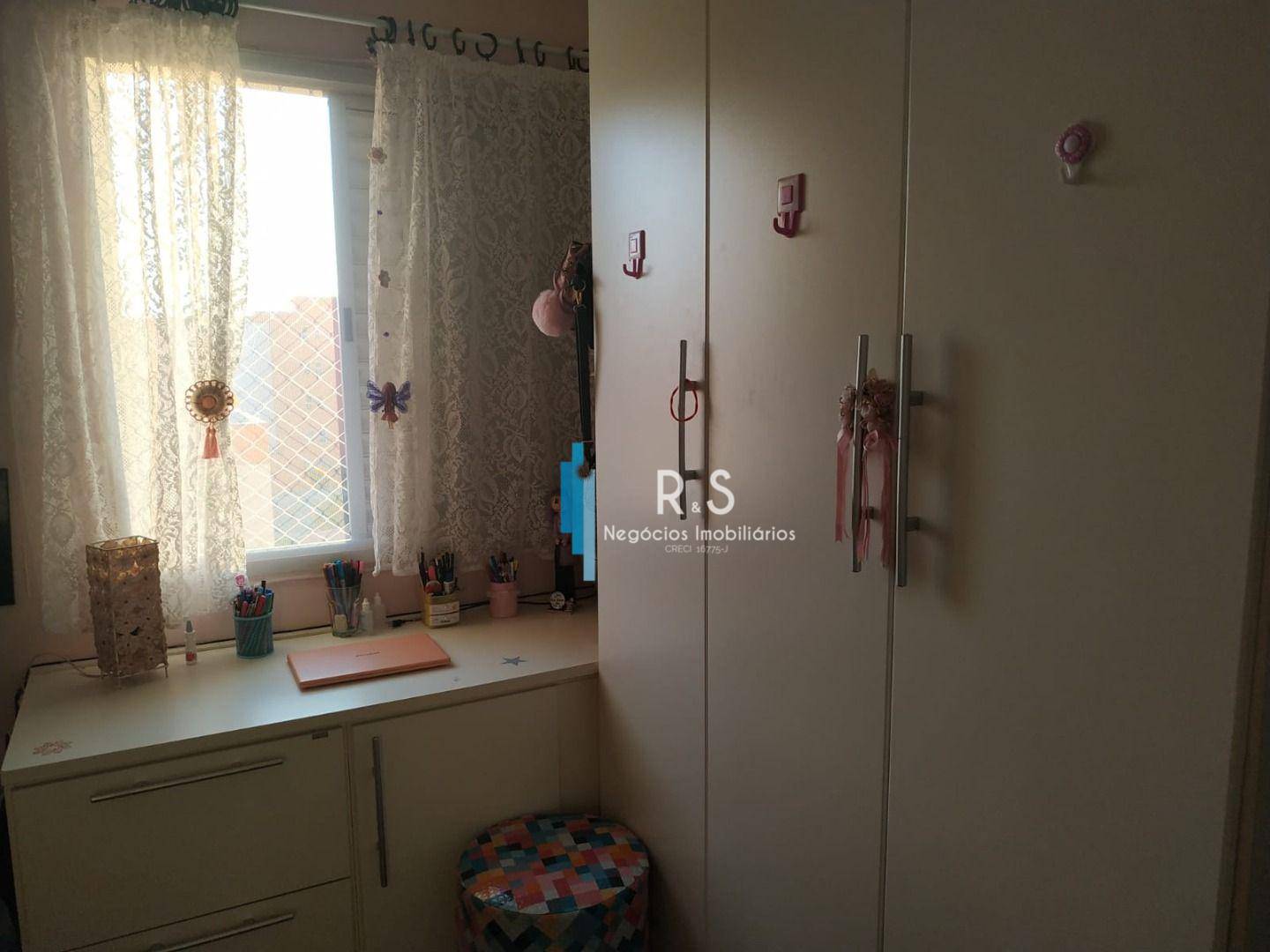 Apartamento à venda com 3 quartos, 96m² - Foto 3