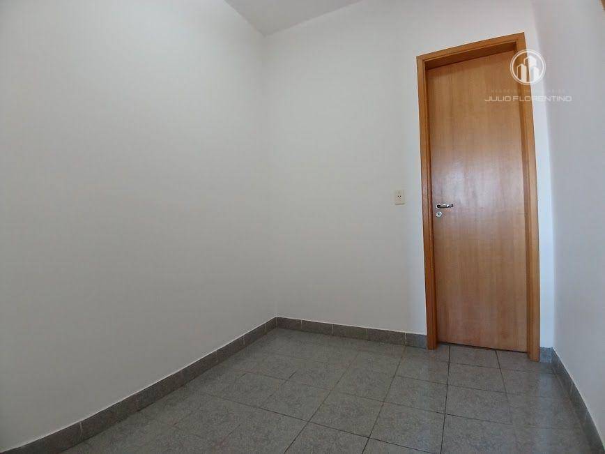 Apartamento à venda com 4 quartos, 273m² - Foto 28