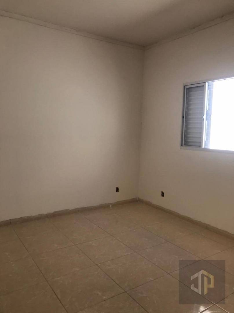 Casa à venda com 2 quartos, 76m² - Foto 11