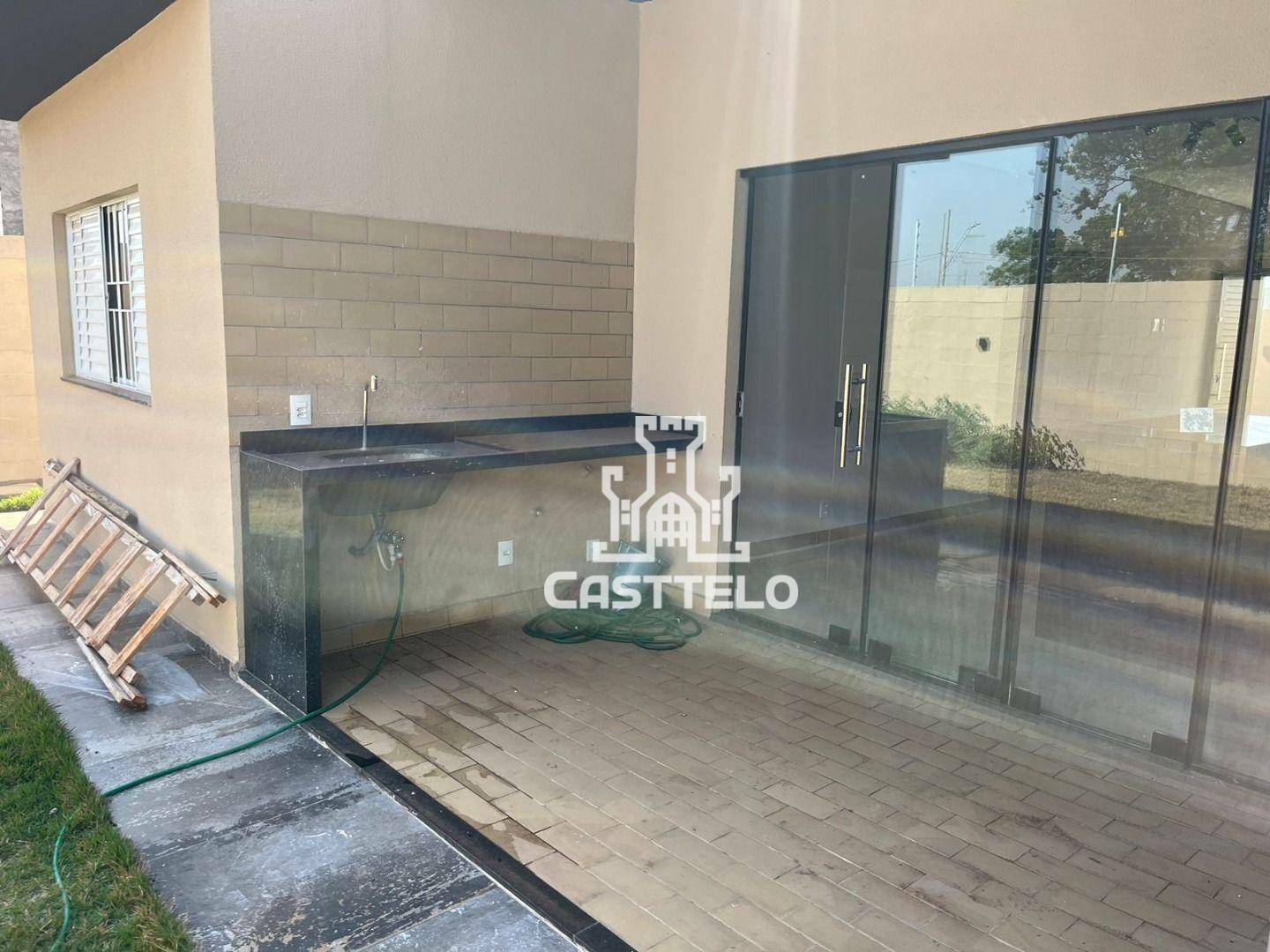 Casa à venda com 3 quartos, 90m² - Foto 15