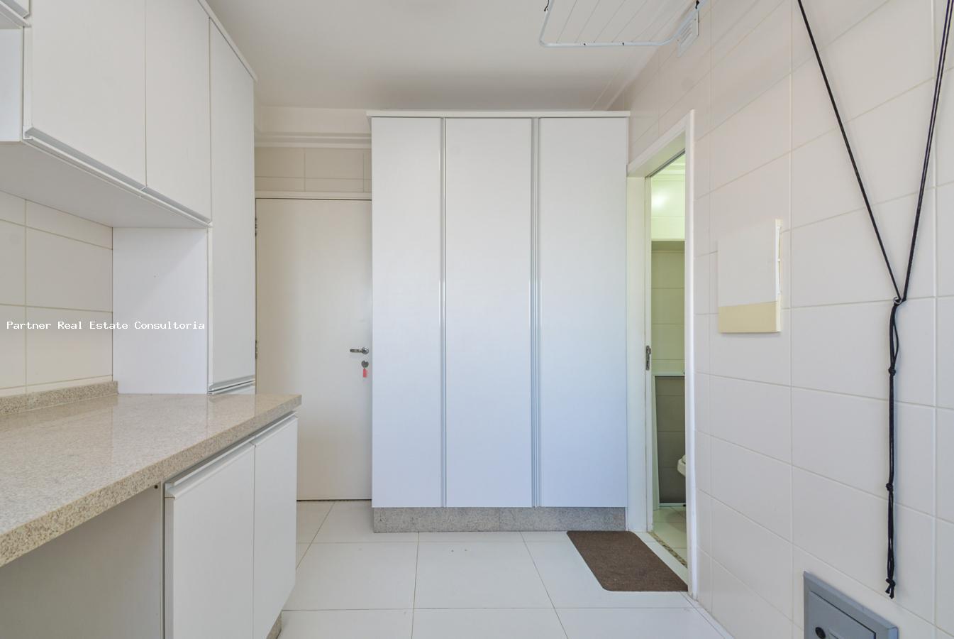 Apartamento à venda com 3 quartos, 124m² - Foto 26