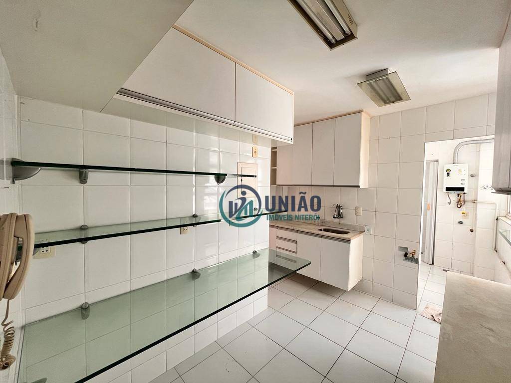 Apartamento à venda com 3 quartos, 114m² - Foto 12