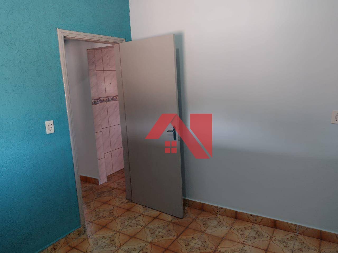 Casa para alugar com 2 quartos, 100m² - Foto 10