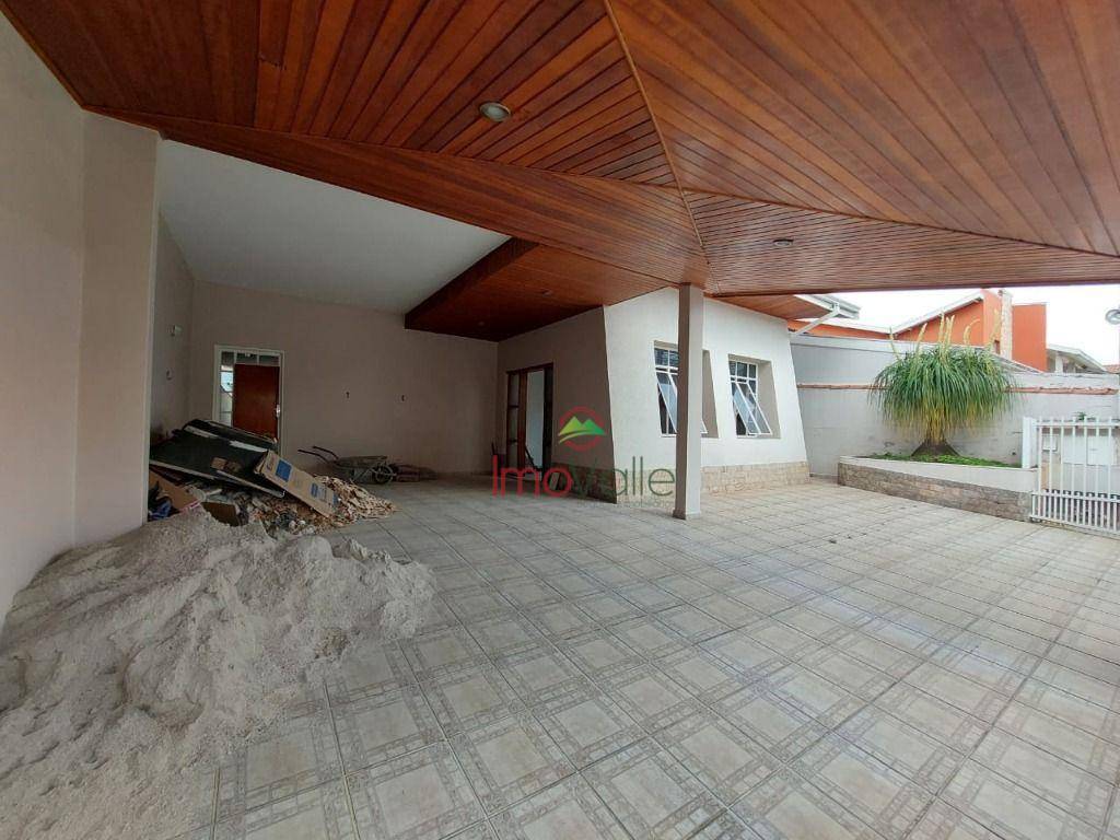 Casa de Condomínio à venda com 3 quartos, 280m² - Foto 4