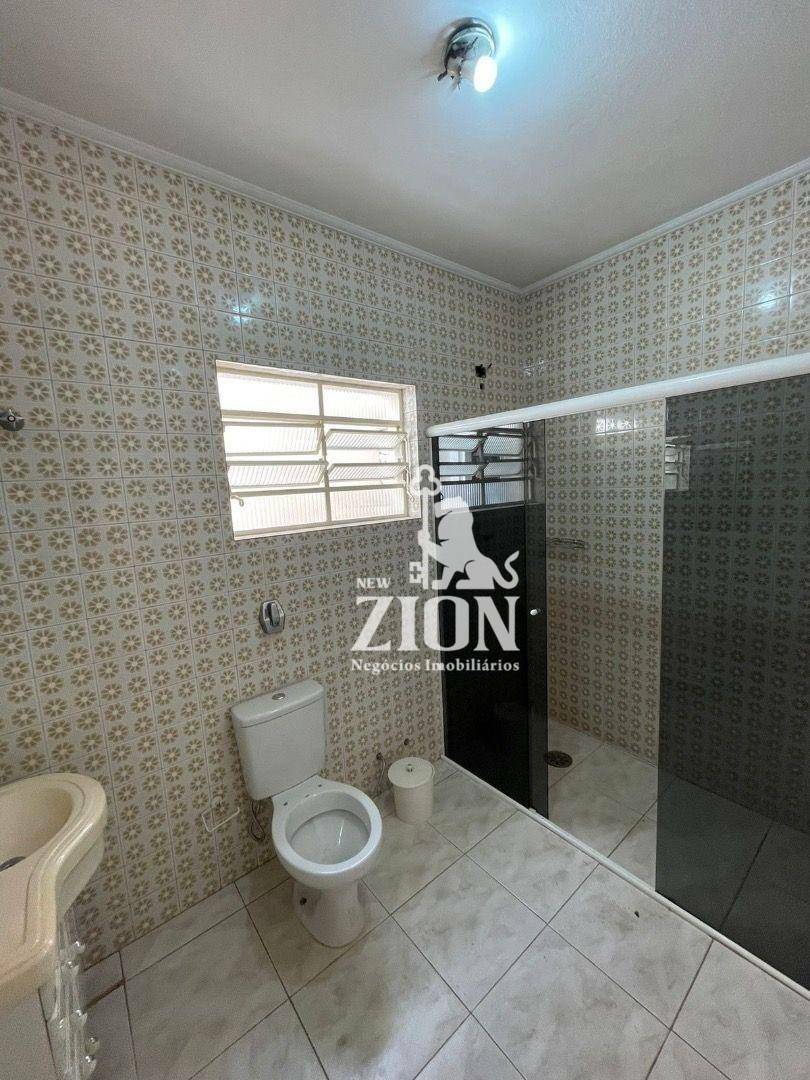 Casa à venda com 2 quartos, 250m² - Foto 5