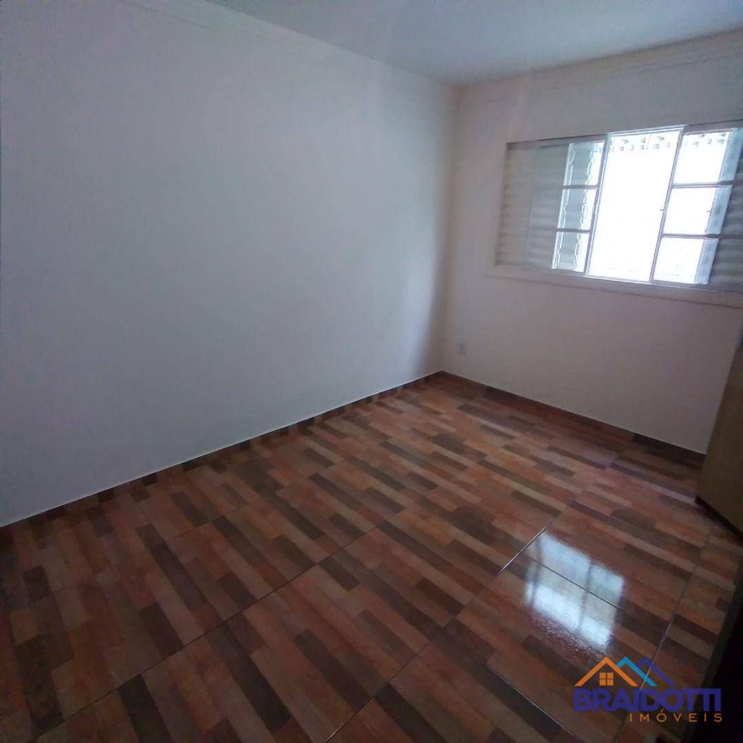 Casa à venda com 3 quartos, 90m² - Foto 10