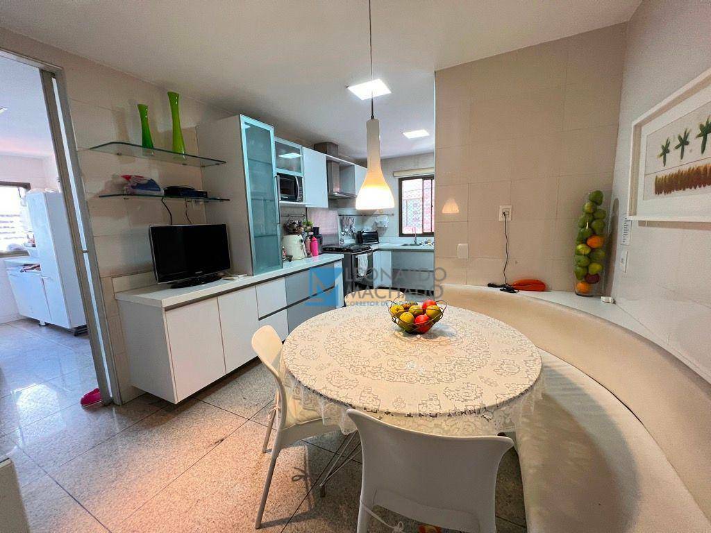 Apartamento à venda com 4 quartos, 297m² - Foto 19