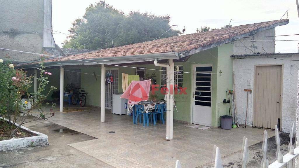 Casa à venda com 4 quartos, 200m² - Foto 6