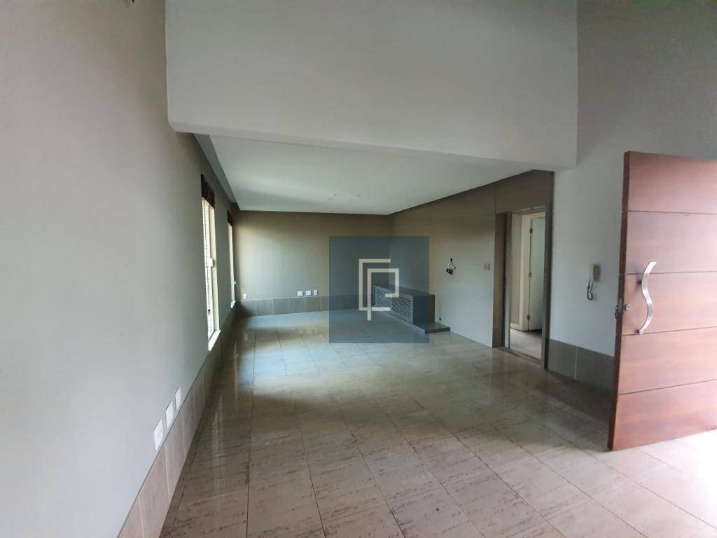 Casa à venda com 4 quartos, 394m² - Foto 2