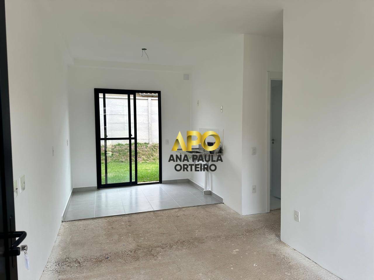 Casa à venda com 2 quartos, 44m² - Foto 11