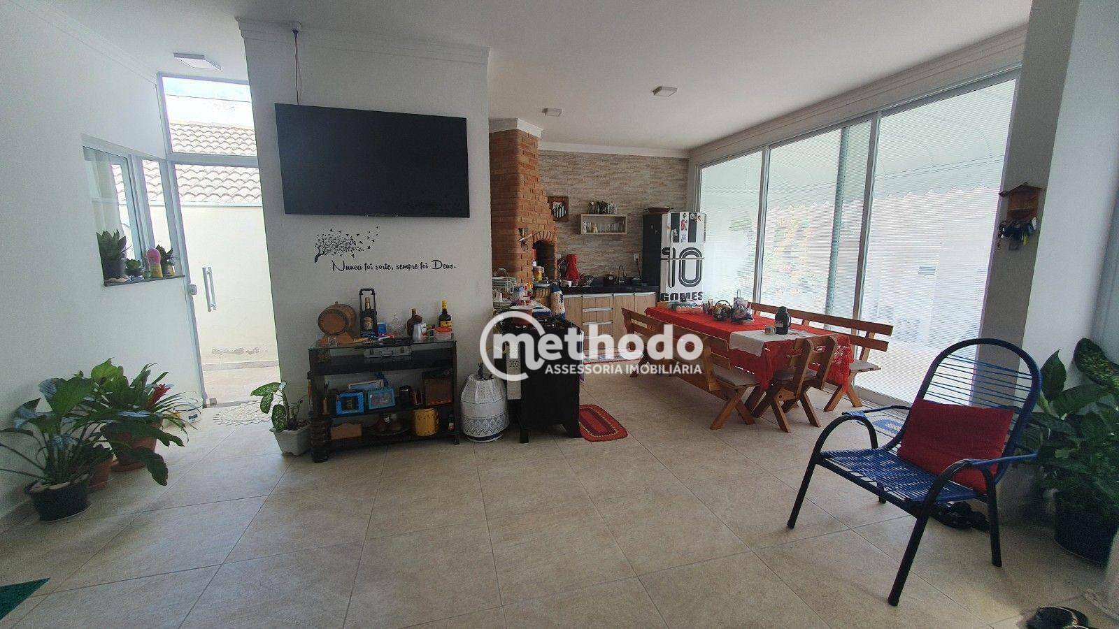 Casa à venda com 2 quartos, 160m² - Foto 5