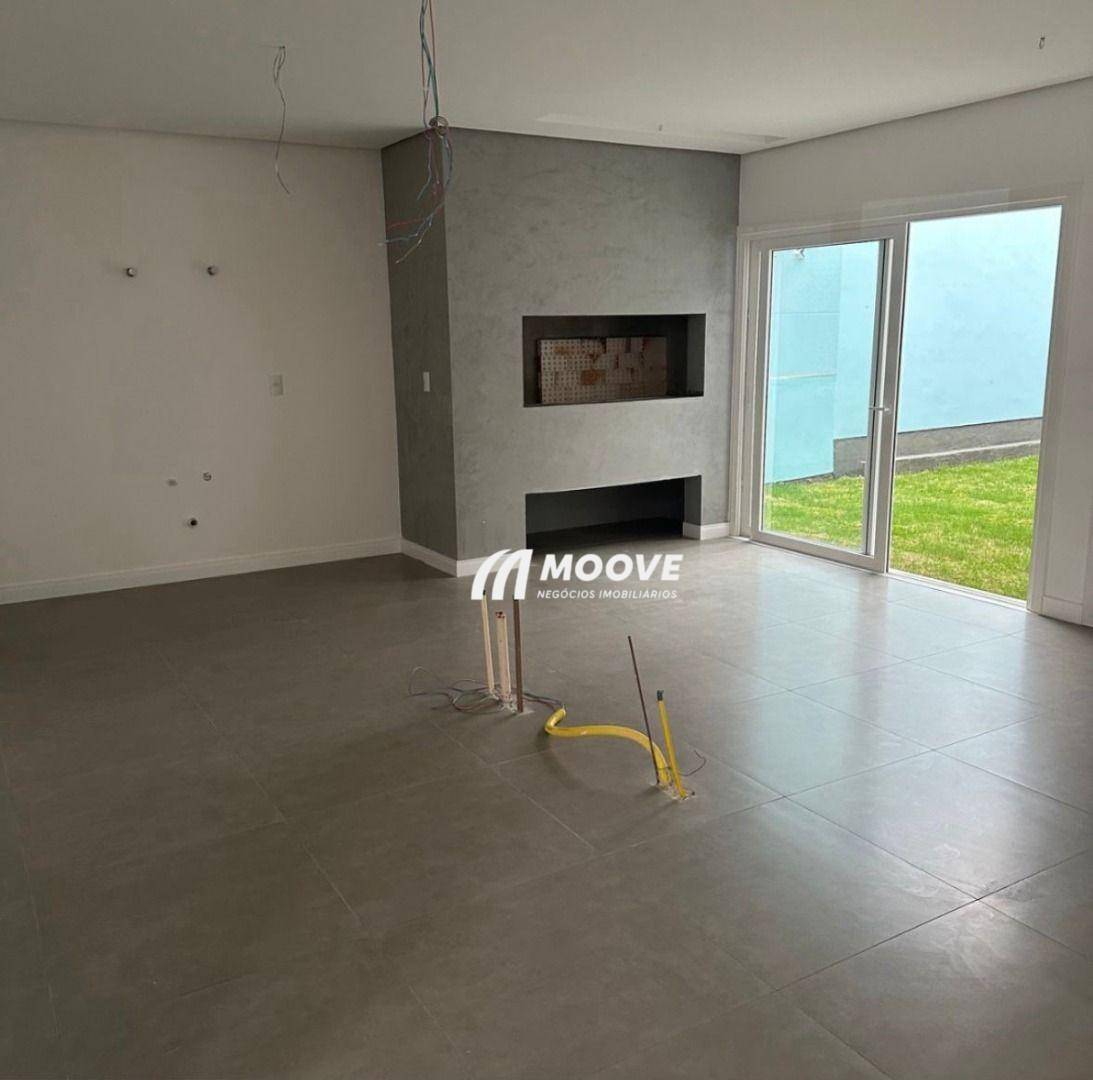 Casa de Condomínio à venda com 3 quartos, 219m² - Foto 3