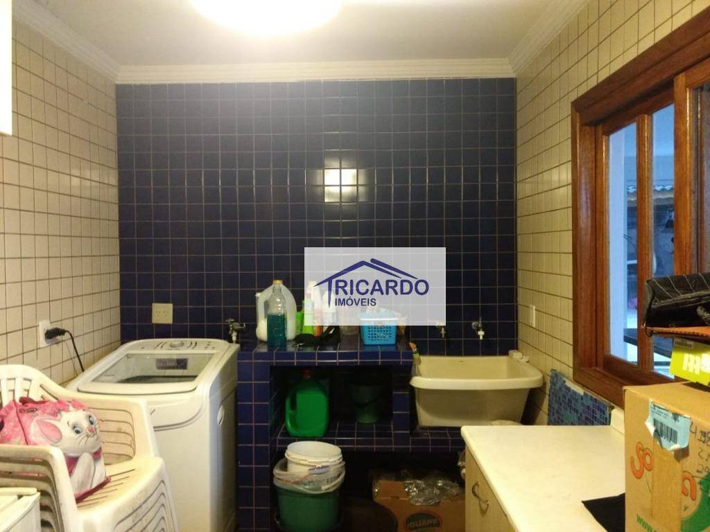 Sobrado à venda com 3 quartos, 350m² - Foto 47