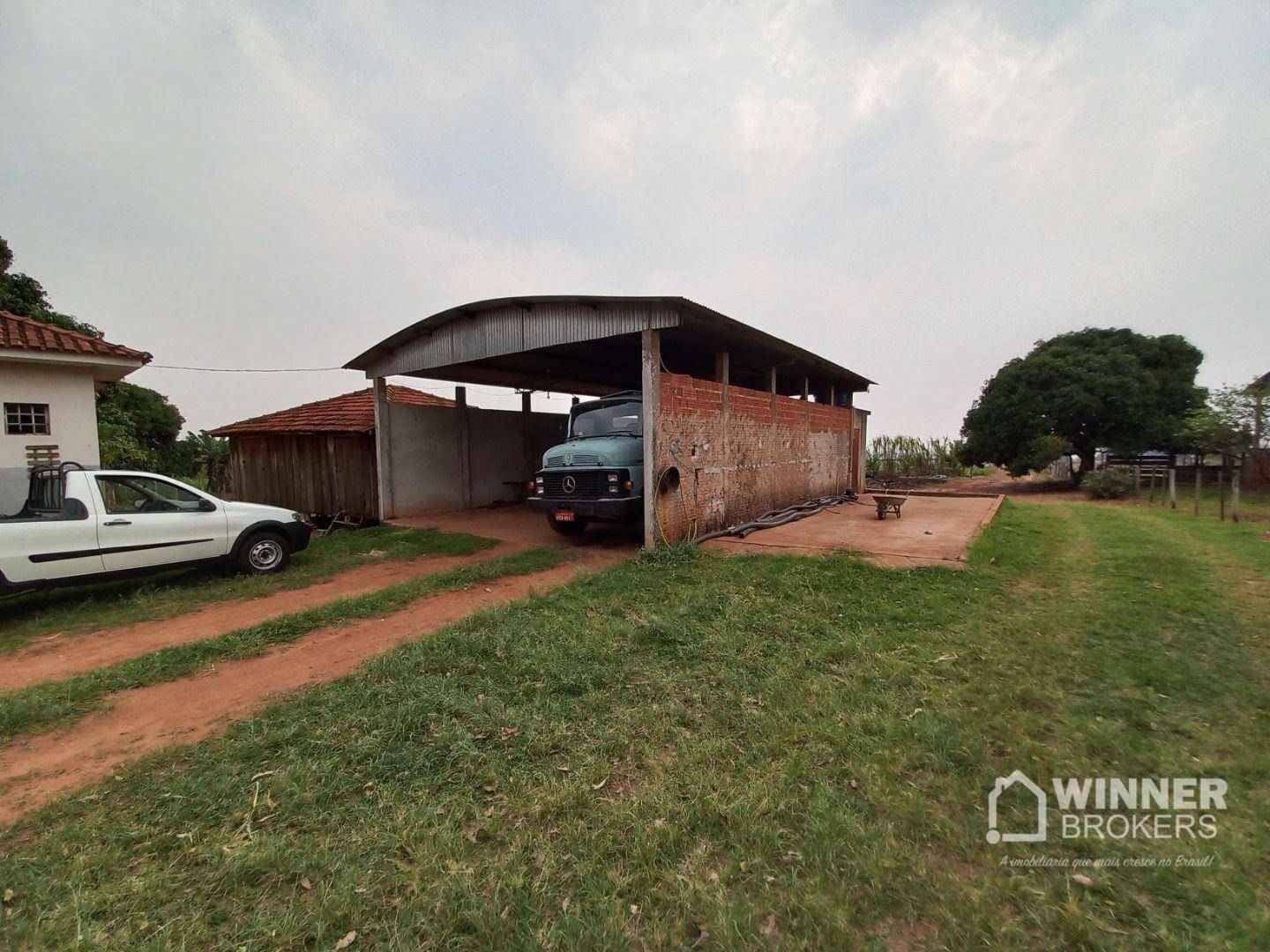 Chácara à venda com 3 quartos, 24200M2 - Foto 3