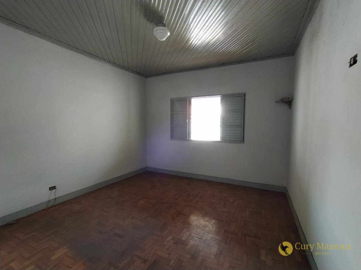 Casa à venda com 2 quartos, 232m² - Foto 4