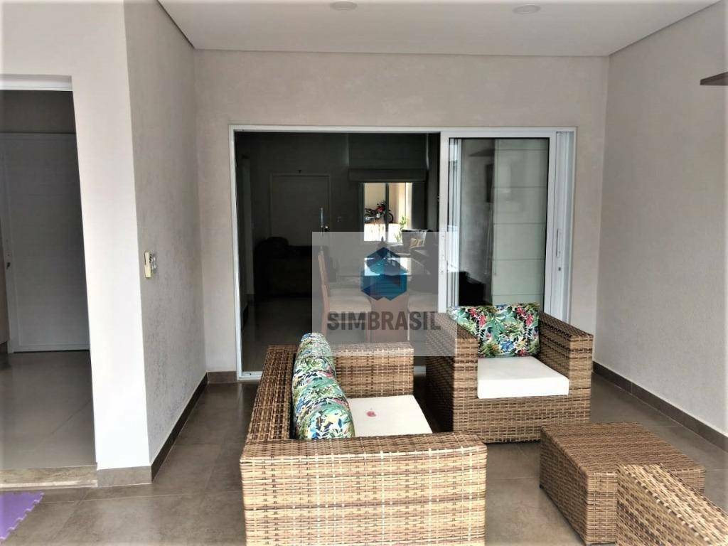 Casa à venda com 3 quartos, 250m² - Foto 14