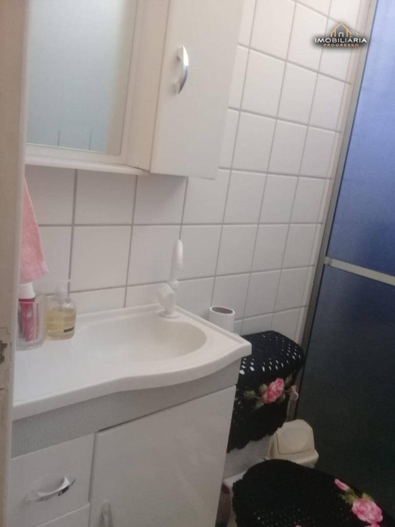 Apartamento à venda com 2 quartos, 43m² - Foto 12