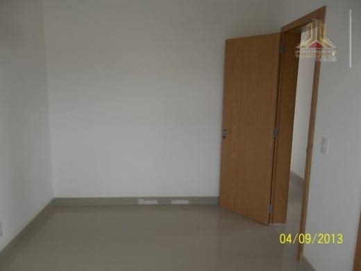 Apartamento à venda com 3 quartos, 68m² - Foto 15