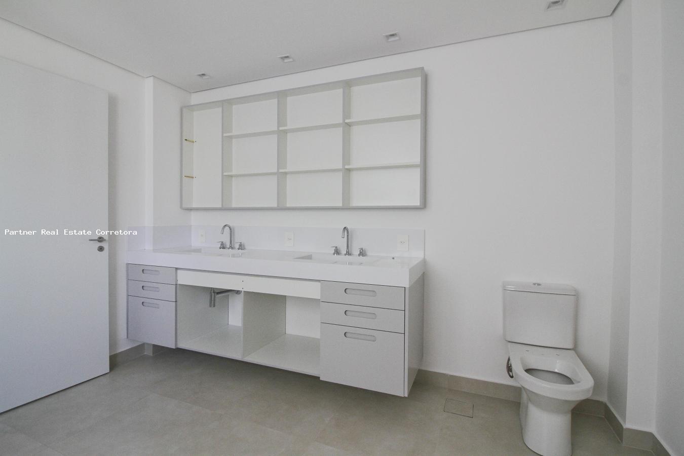 Apartamento à venda com 3 quartos, 250m² - Foto 42