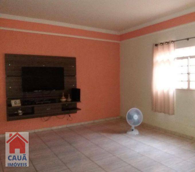 Casa à venda com 3 quartos, 183m² - Foto 2